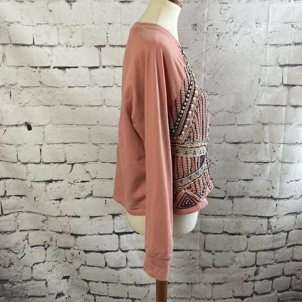 Anthropologie Akemi & Kin Rose Sequin Embellished Round Neck Knit Top Size M - Picture 4 of 12